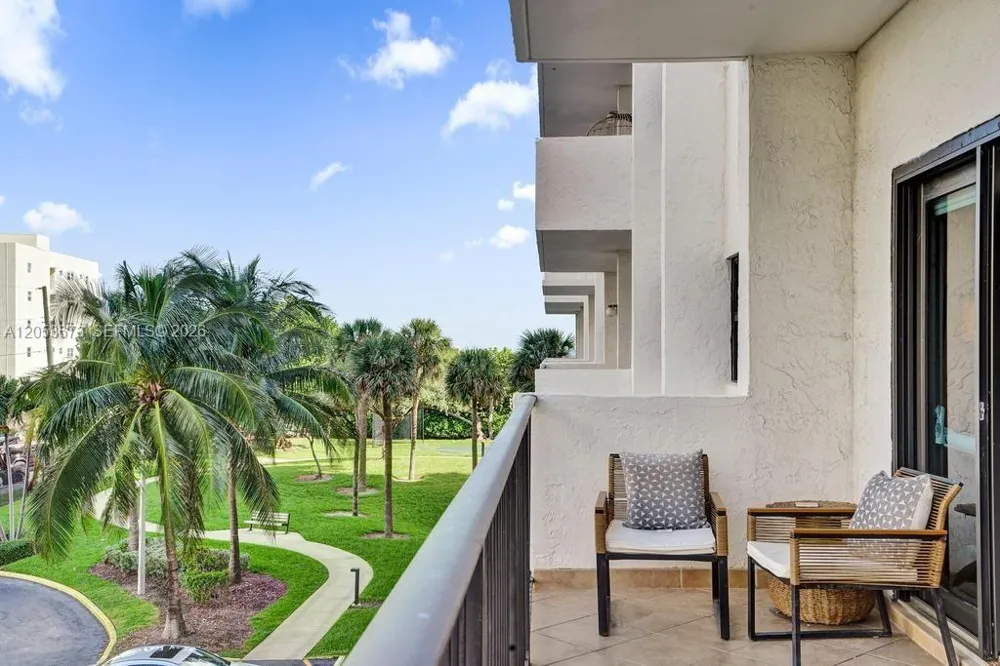 1201 S Ocean Dr #310N Hollywood, FL 33019