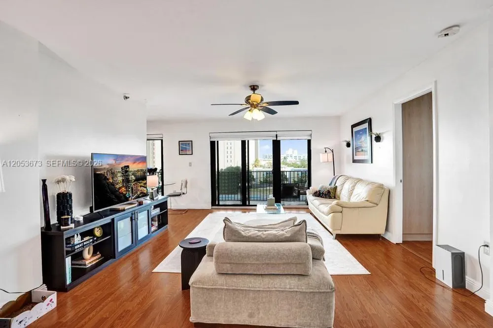 1201 S Ocean Dr #310N Hollywood, FL 33019