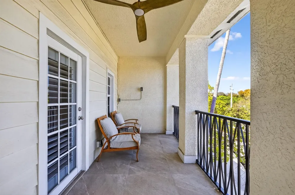 724 SW 1st Avenue Pompano Beach, FL 33060