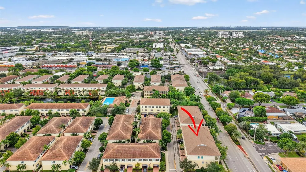 724 SW 1st Avenue Pompano Beach, FL 33060