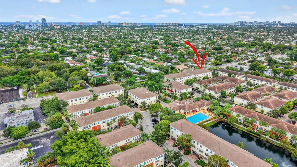 724 SW 1st Avenue Pompano Beach, FL 33060