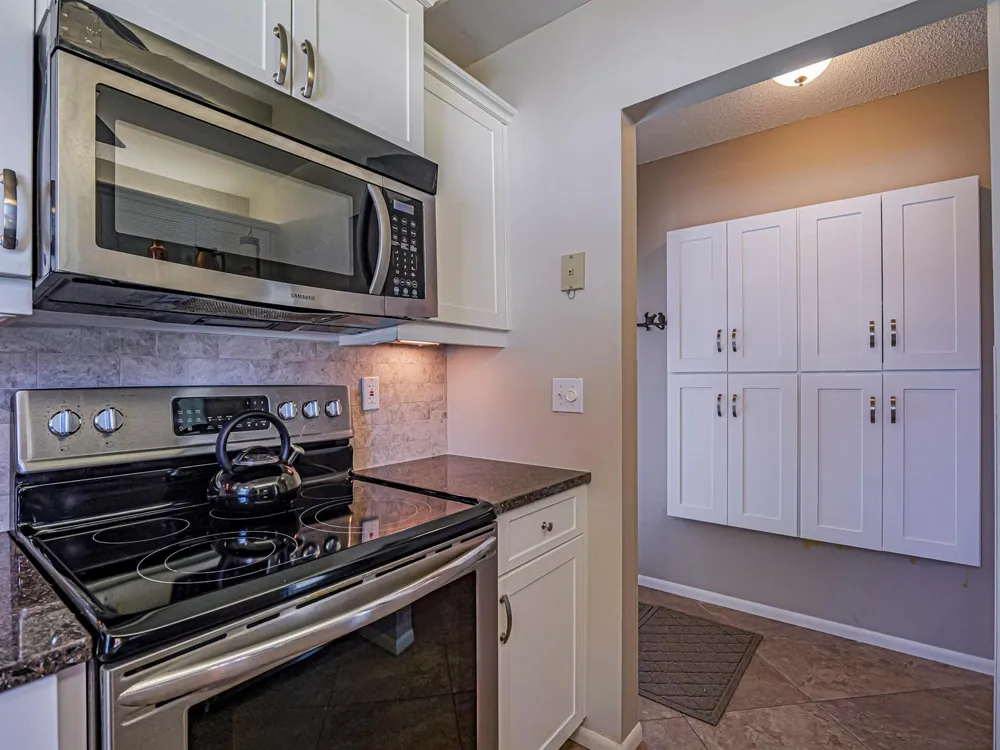 106 Spring Lake Court #201 Vero Beach, FL 32962