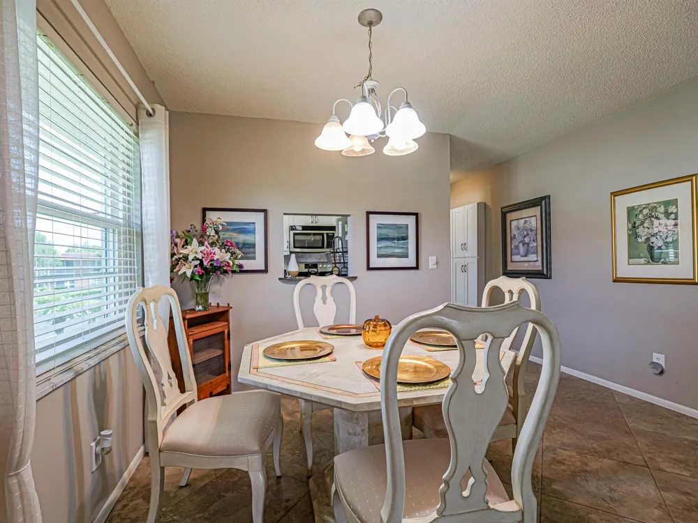 106 Spring Lake Court #201 Vero Beach, FL 32962