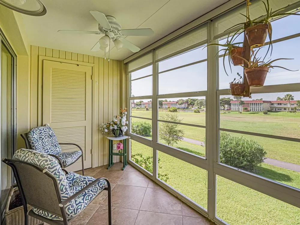 106 Spring Lake Court #201 Vero Beach, FL 32962