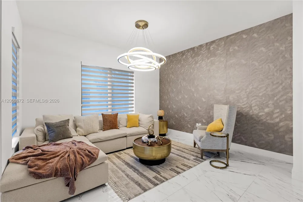 4374 NW 81st Ave Doral, FL 33166