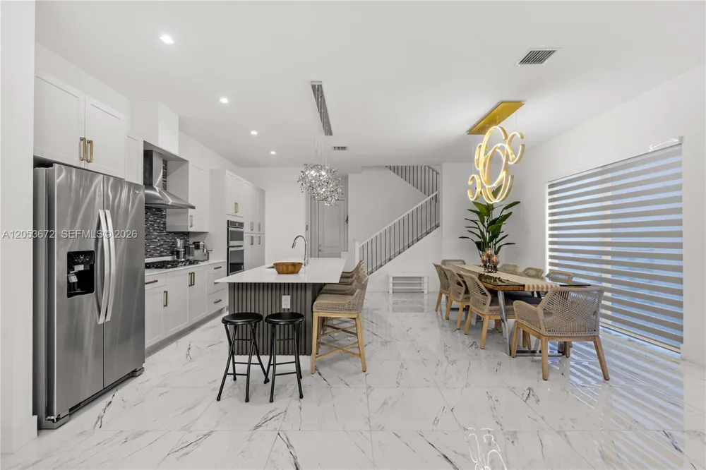 4374 NW 81st Ave Doral, FL 33166
