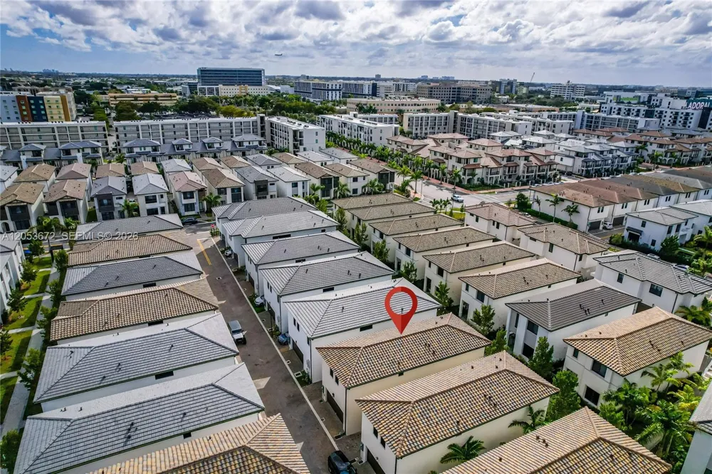 4374 NW 81st Ave Doral, FL 33166