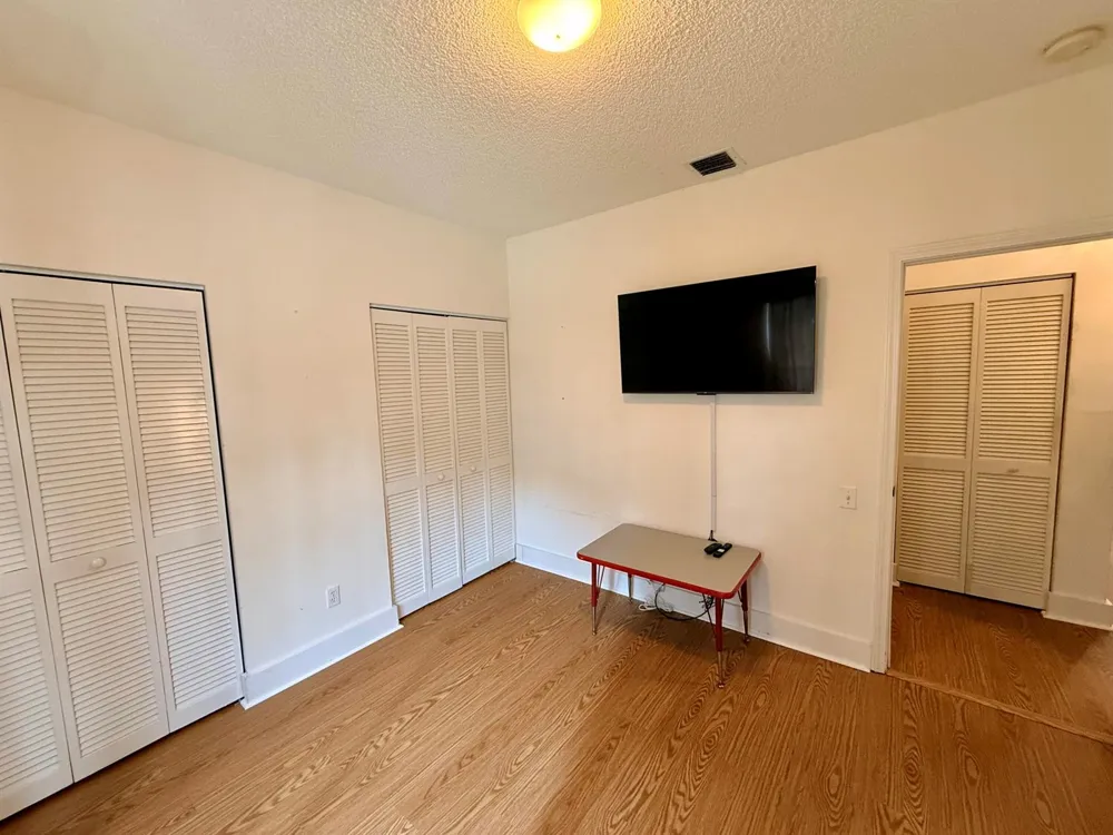 13219 NW 7TH Manor Plantation, FL 33325