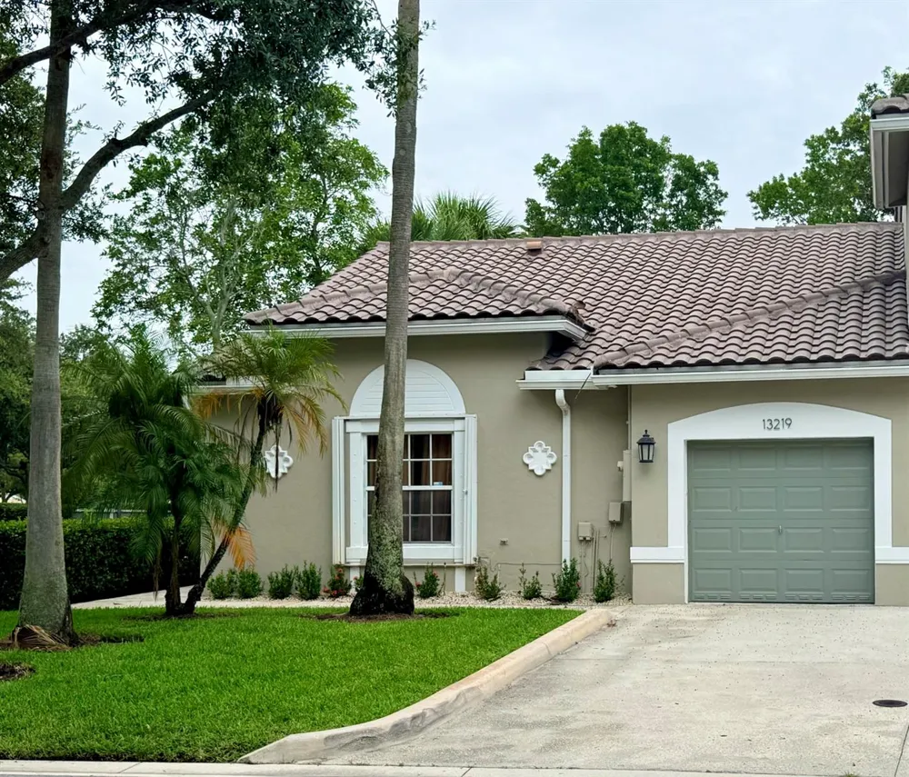 13219 NW 7TH Manor Plantation, FL 33325