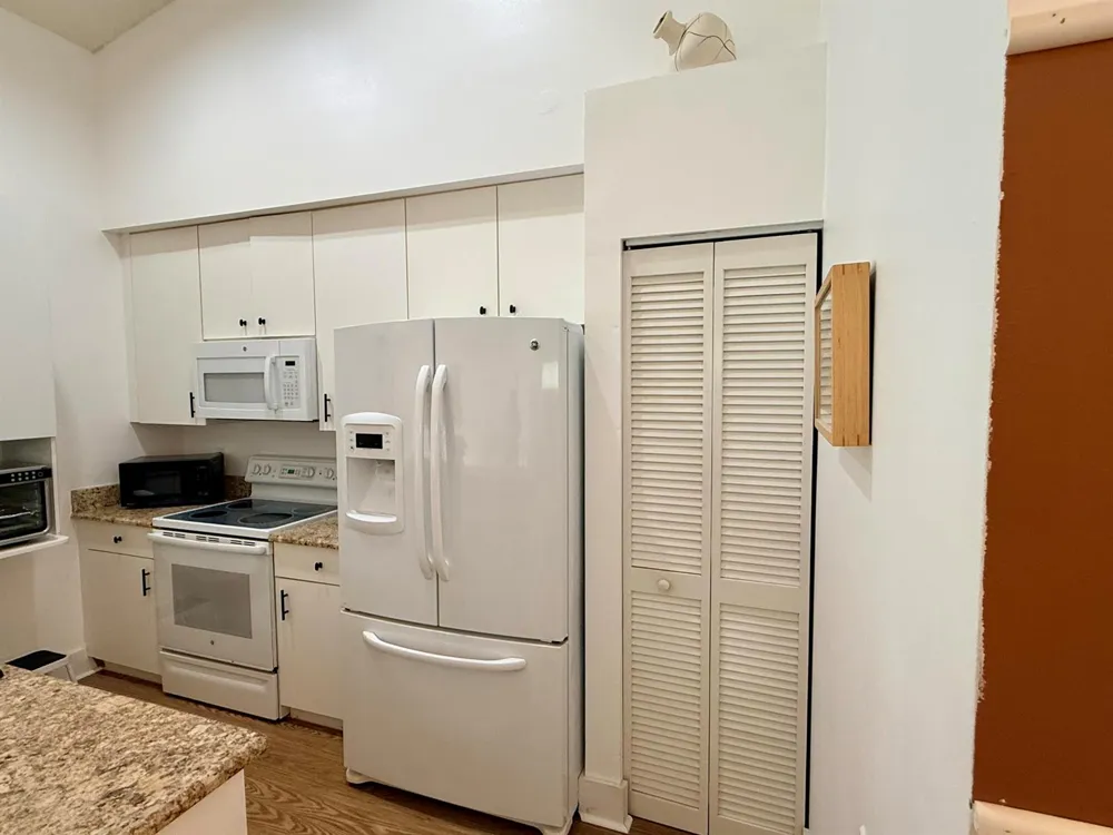 13219 NW 7TH Manor Plantation, FL 33325