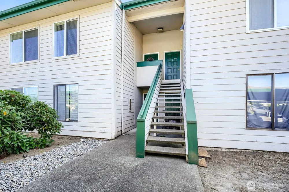 1102 8th Street NE #A-3 Auburn, WA 98002