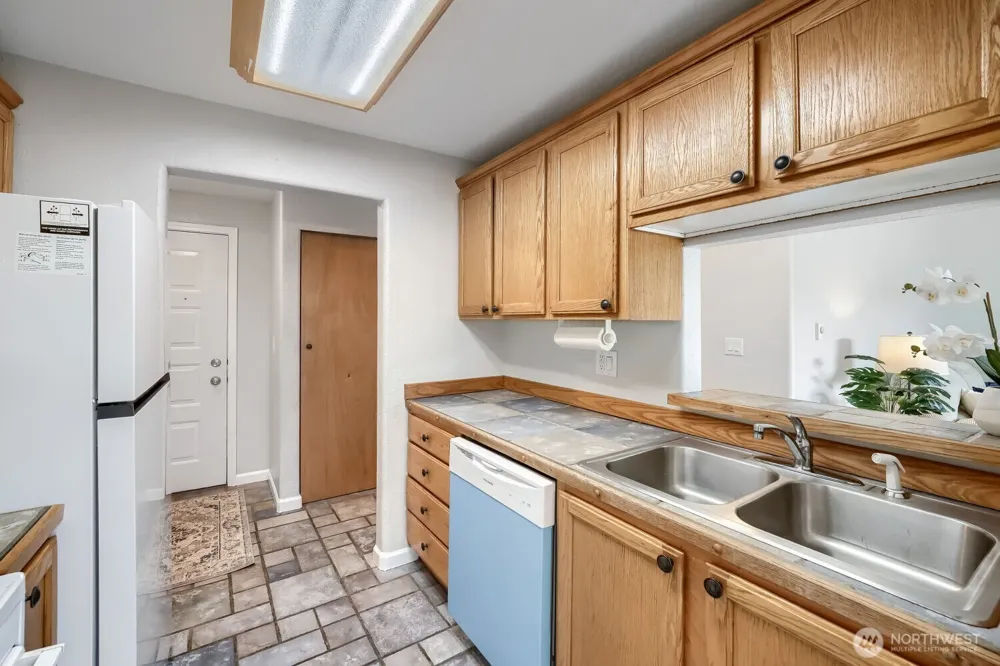 1102 8th Street NE #A-3 Auburn, WA 98002