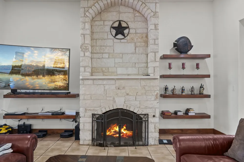 1300 Park Road 4 S Burnet, TX 78611
