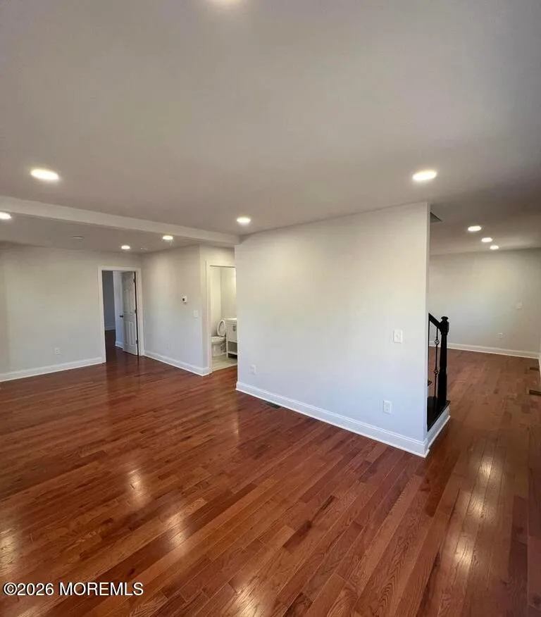 15 William Street Tinton Falls, NJ 07724