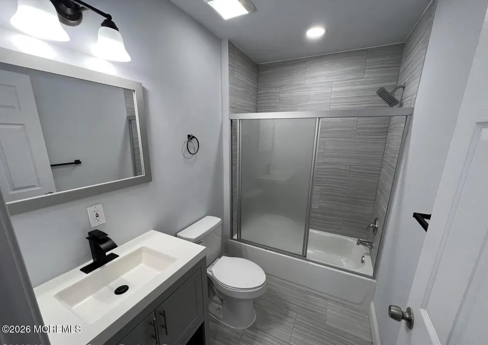 15 William Street Tinton Falls, NJ 07724
