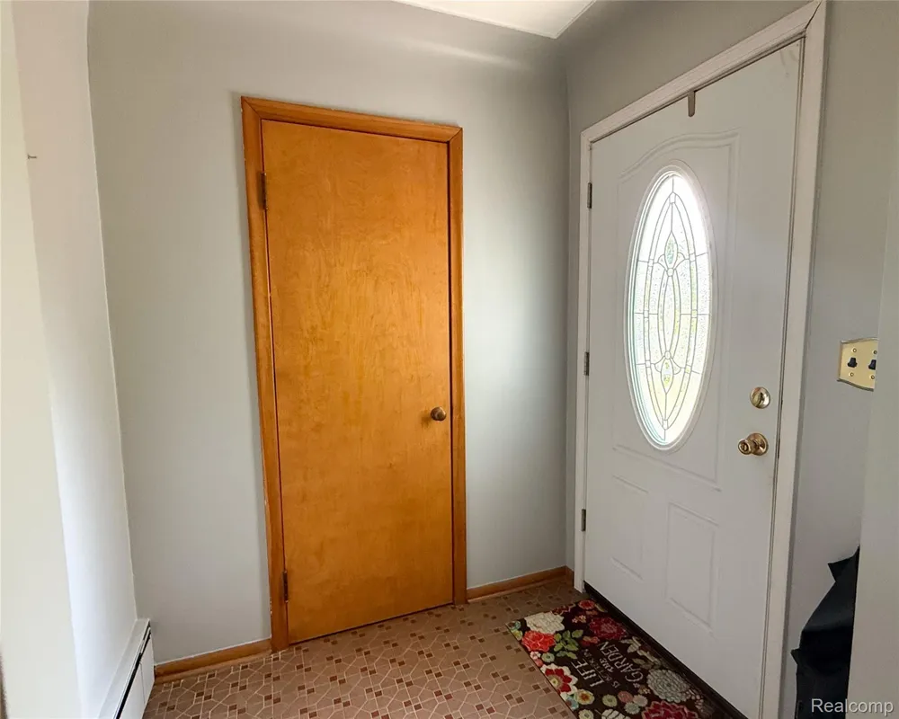 1460 Monroe Street Carleton Village, MI 48117