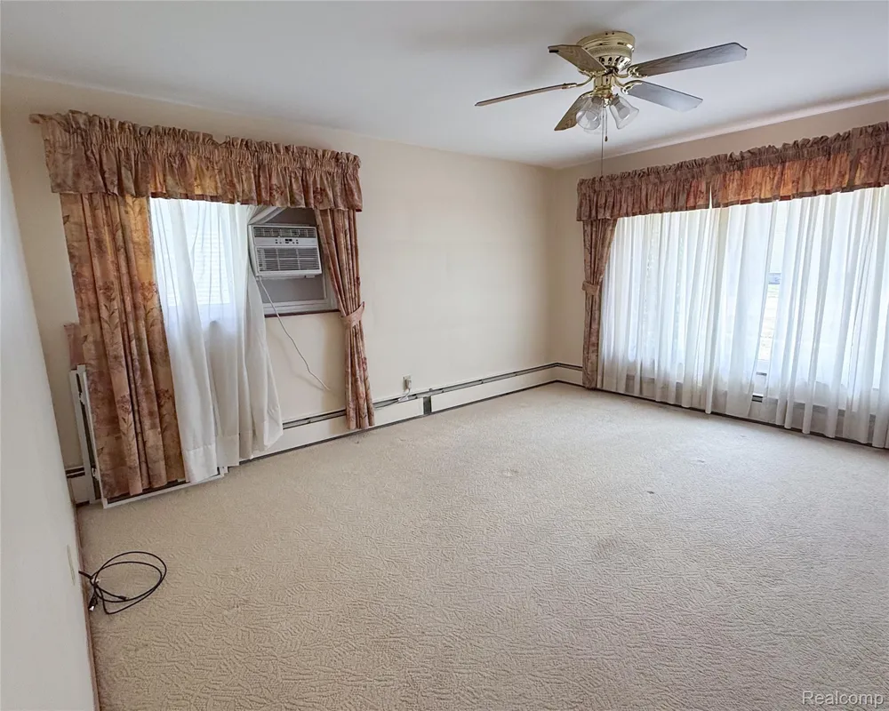1460 Monroe Street Carleton Village, MI 48117
