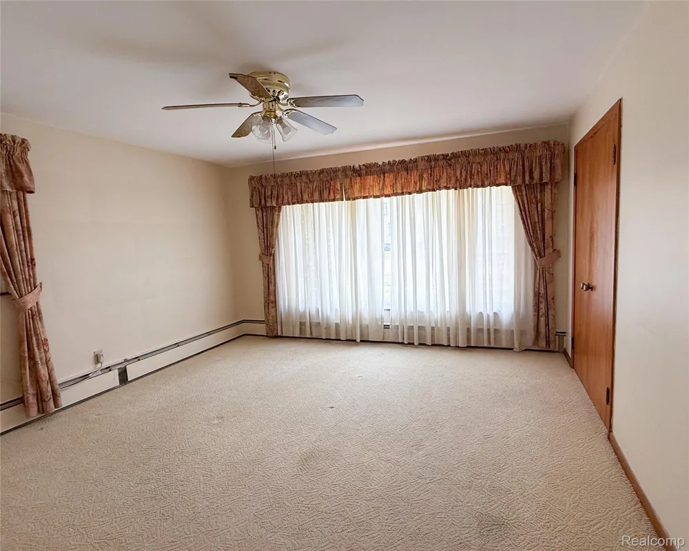 1460 Monroe Street Carleton Village, MI 48117