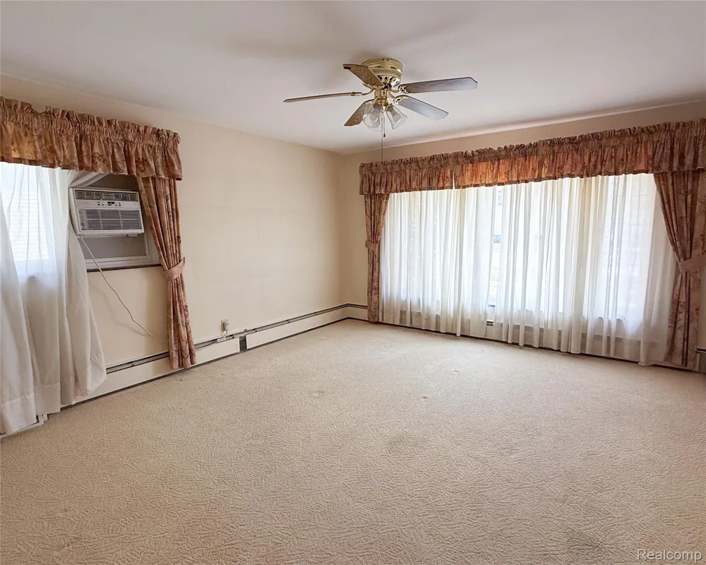 1460 Monroe Street Carleton Village, MI 48117
