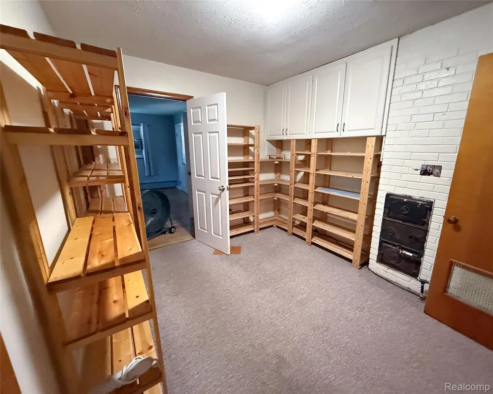 1460 Monroe Street Carleton Village, MI 48117