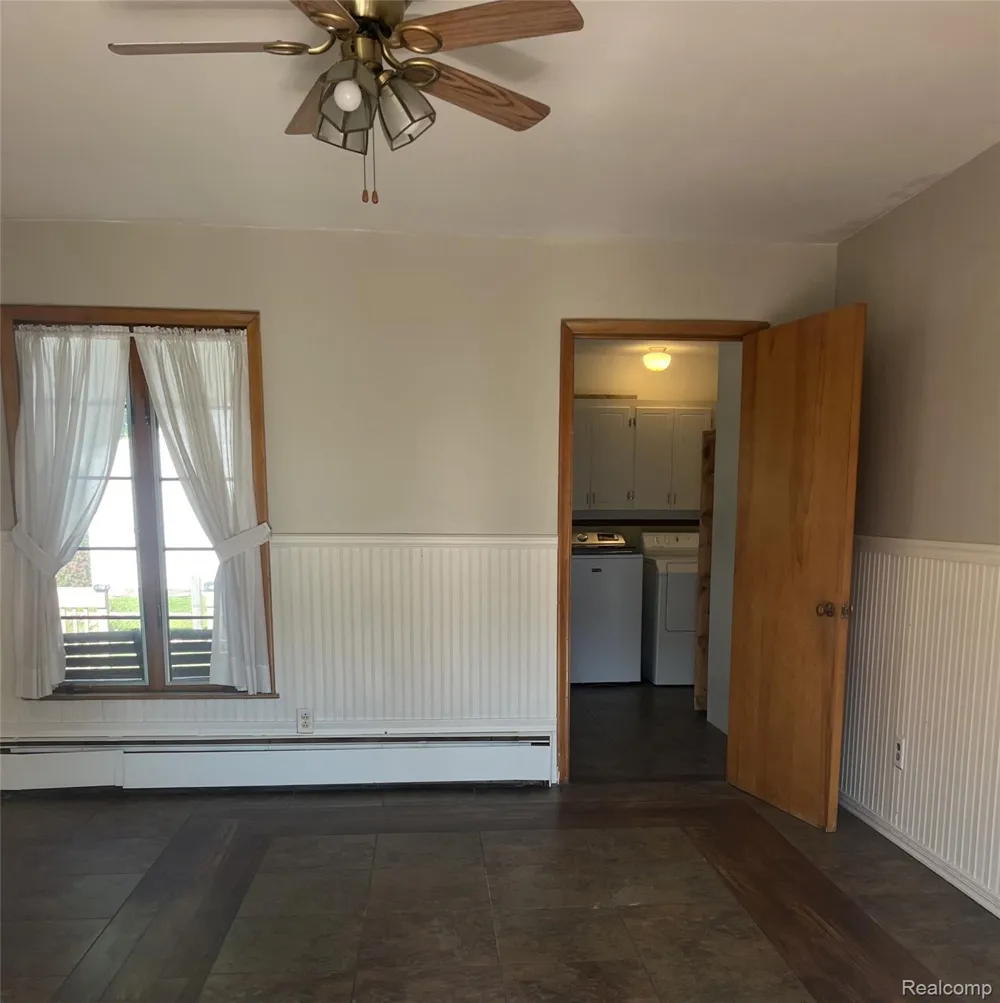 1460 Monroe Street Carleton Village, MI 48117