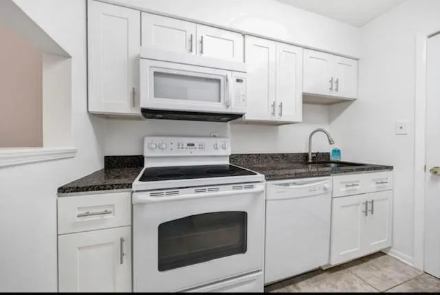 3142 Reeves Street SE Smyrna, GA 30080