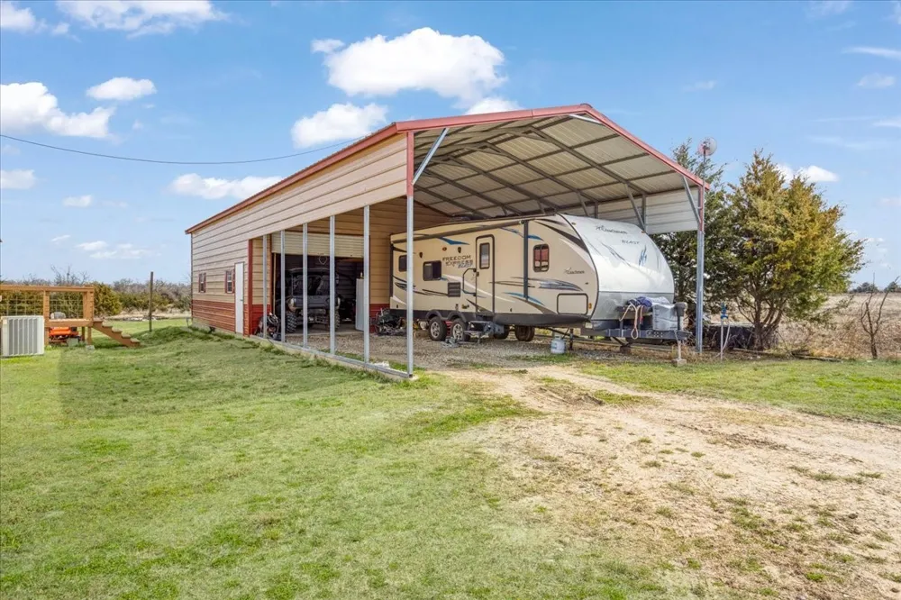 2035 FM-1566 Celeste, TX 75423