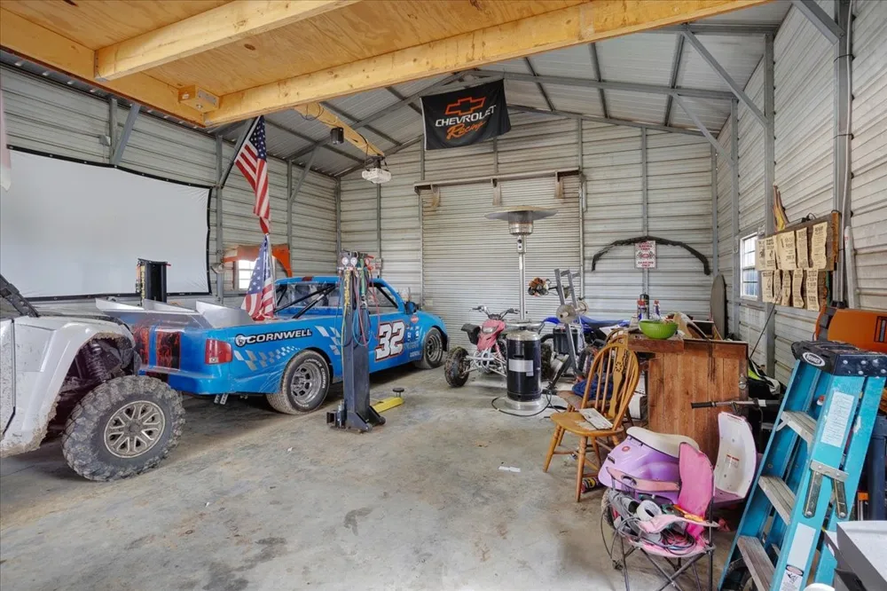 2035 FM-1566 Celeste, TX 75423