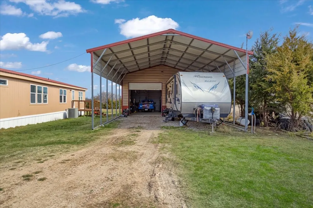 2035 FM-1566 Celeste, TX 75423