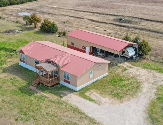 2035 FM-1566 Celeste, TX 75423