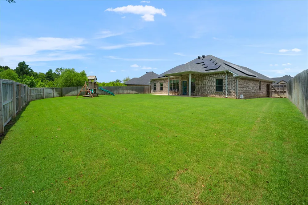 11479 Lindsey Garden Drive Tyler, TX 75709