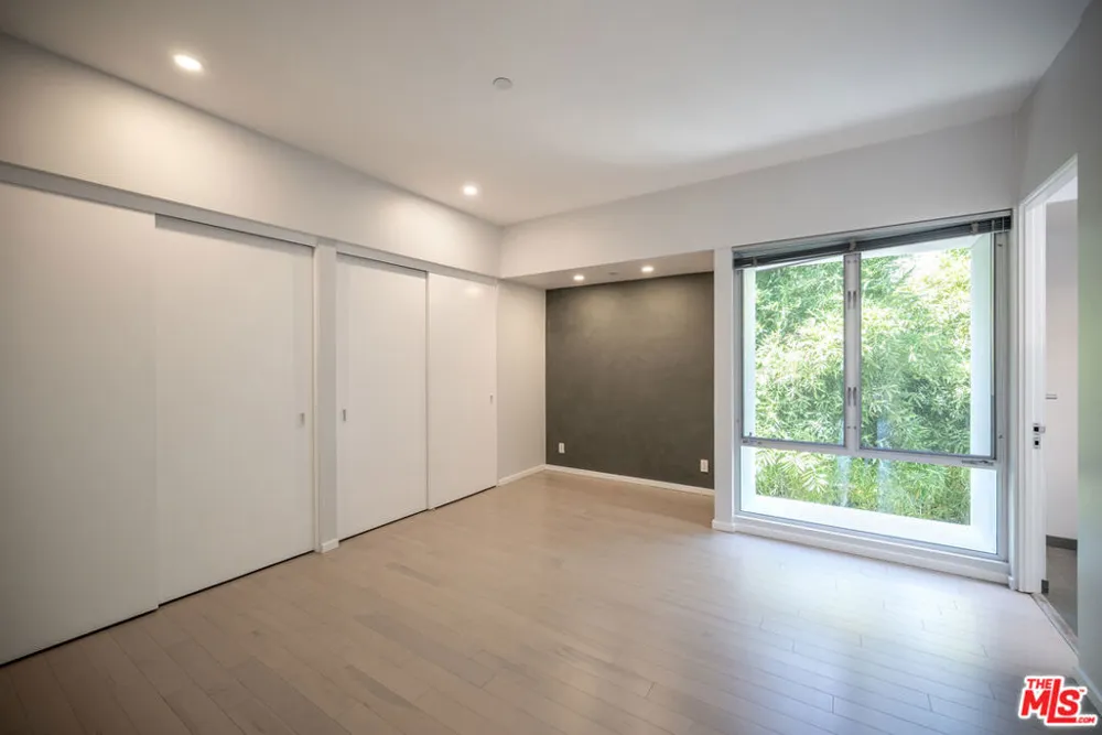 30047 Mulholland Highway Agoura Hills, CA 91301