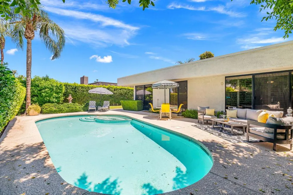 42 Princeton Drive Rancho Mirage, CA 92270