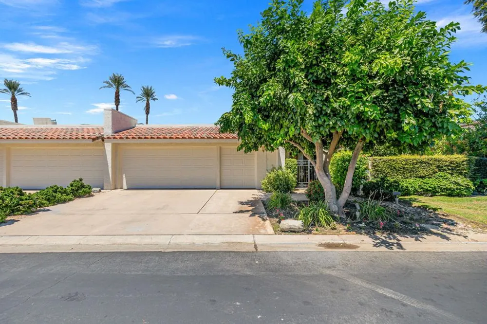 42 Princeton Drive Rancho Mirage, CA 92270