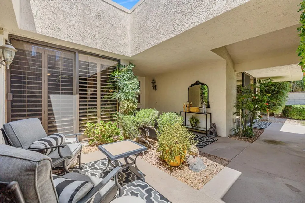 42 Princeton Drive Rancho Mirage, CA 92270