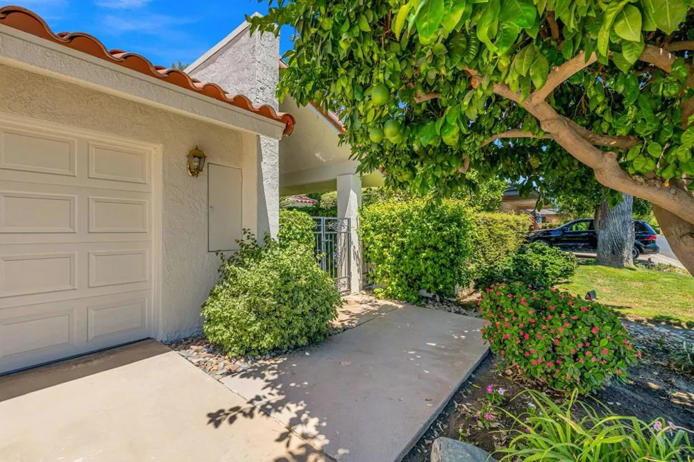 42 Princeton Drive Rancho Mirage, CA 92270