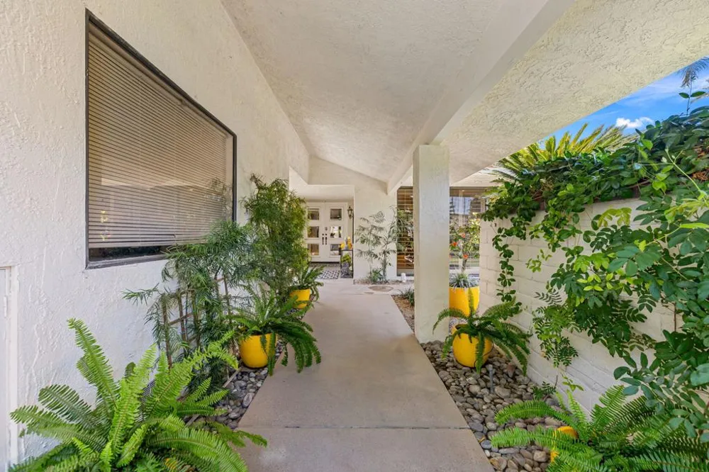 42 Princeton Drive Rancho Mirage, CA 92270