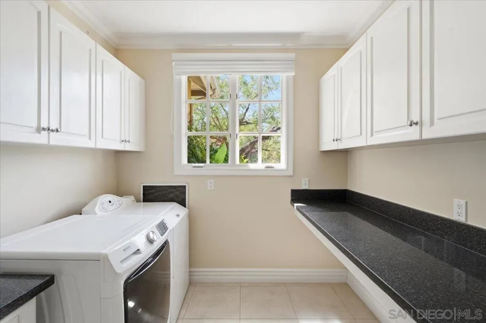 6150 Avenida Alteras Rancho Santa Fe, CA 92067