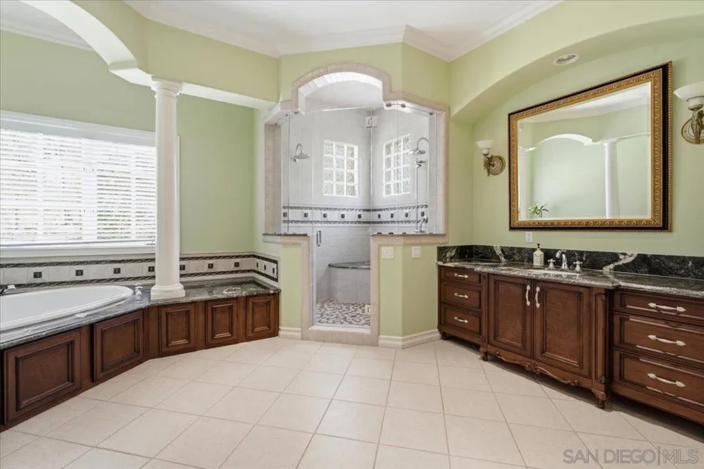 6150 Avenida Alteras Rancho Santa Fe, CA 92067