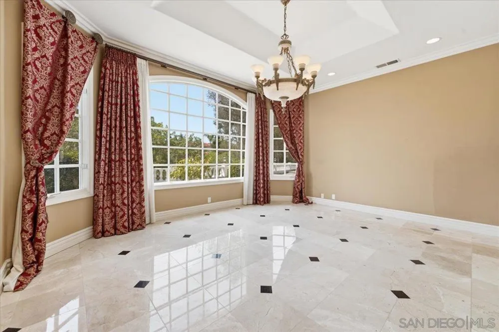 6150 Avenida Alteras Rancho Santa Fe, CA 92067