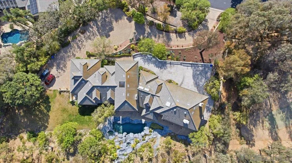 6150 Avenida Alteras Rancho Santa Fe, CA 92067