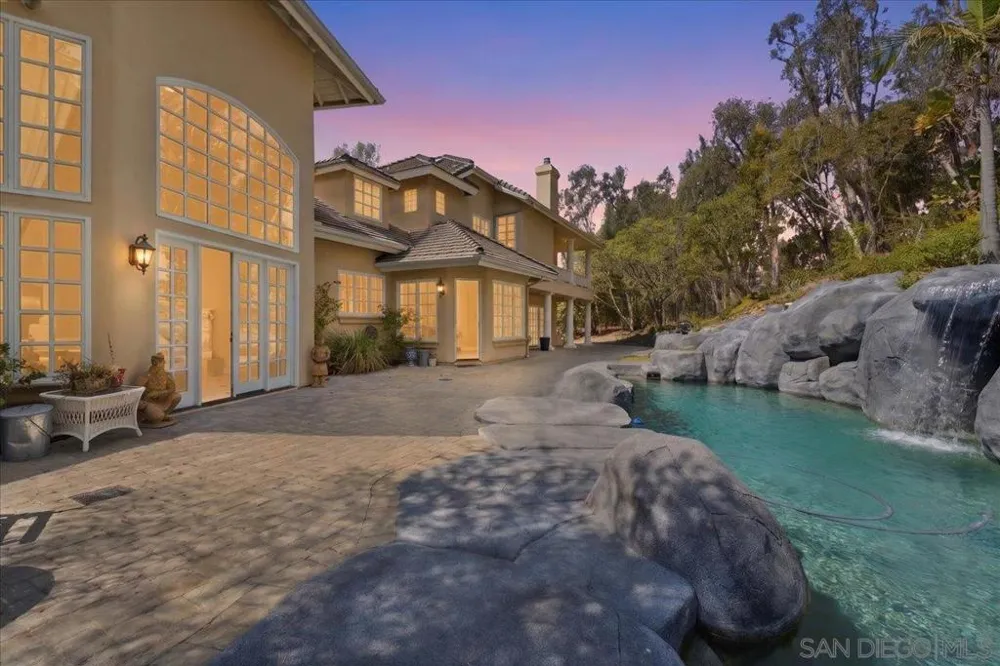 6150 Avenida Alteras Rancho Santa Fe, CA 92067