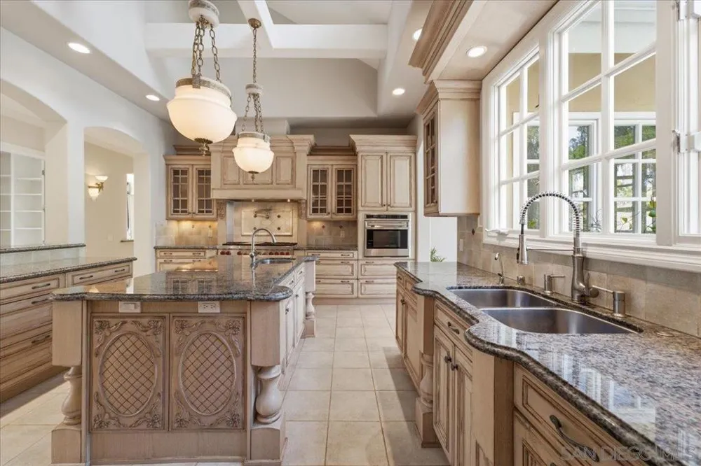 6150 Avenida Alteras Rancho Santa Fe, CA 92067