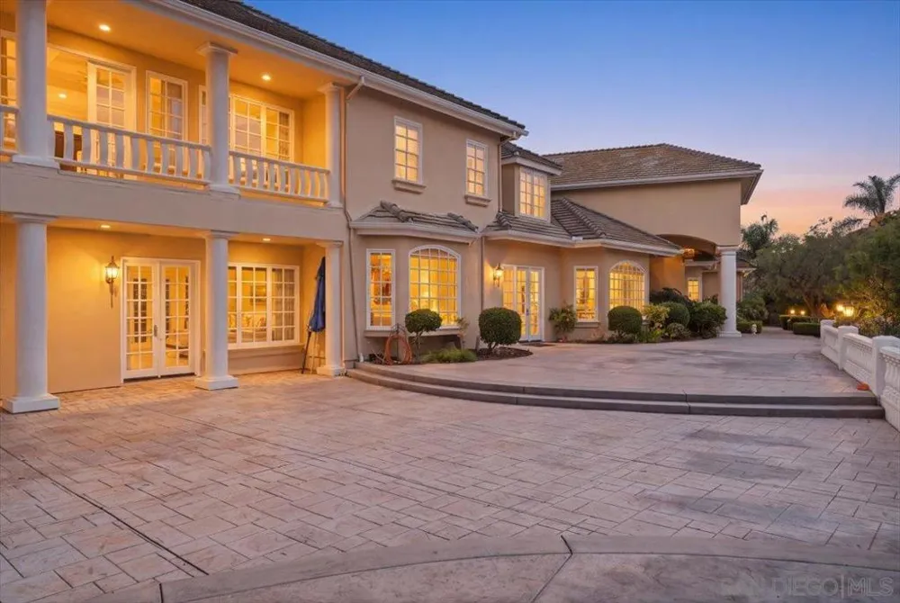 6150 Avenida Alteras Rancho Santa Fe, CA 92067