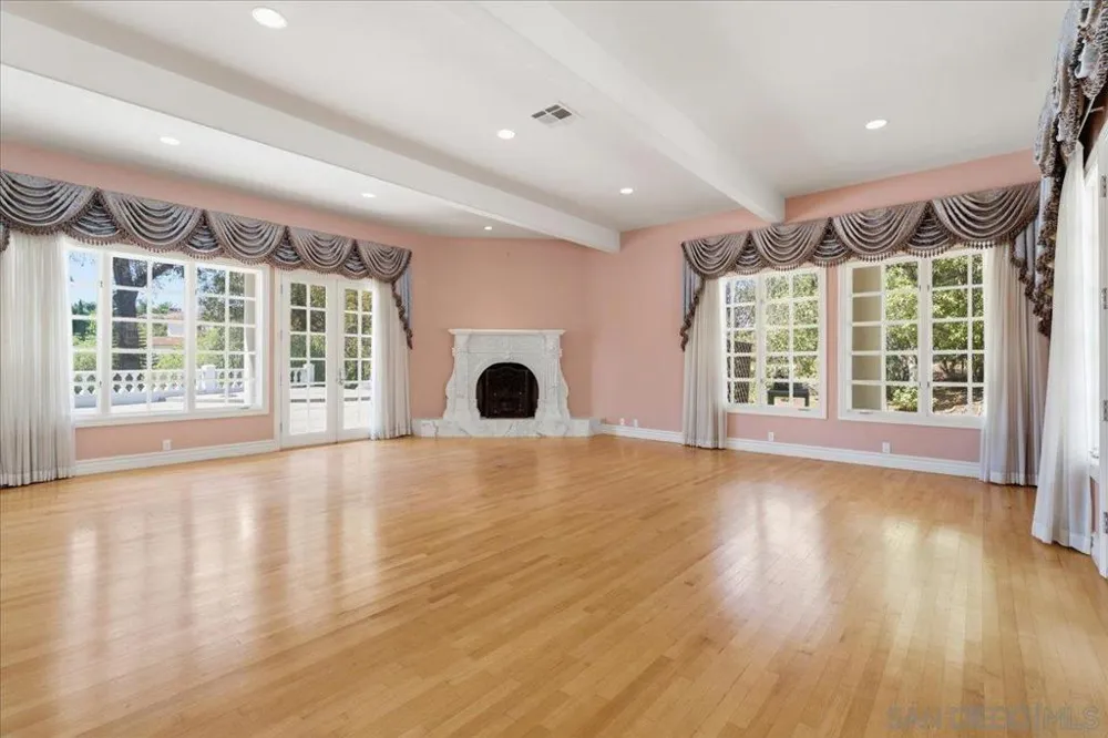 6150 Avenida Alteras Rancho Santa Fe, CA 92067