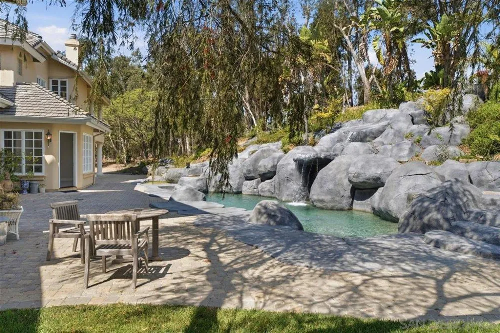 6150 Avenida Alteras Rancho Santa Fe, CA 92067
