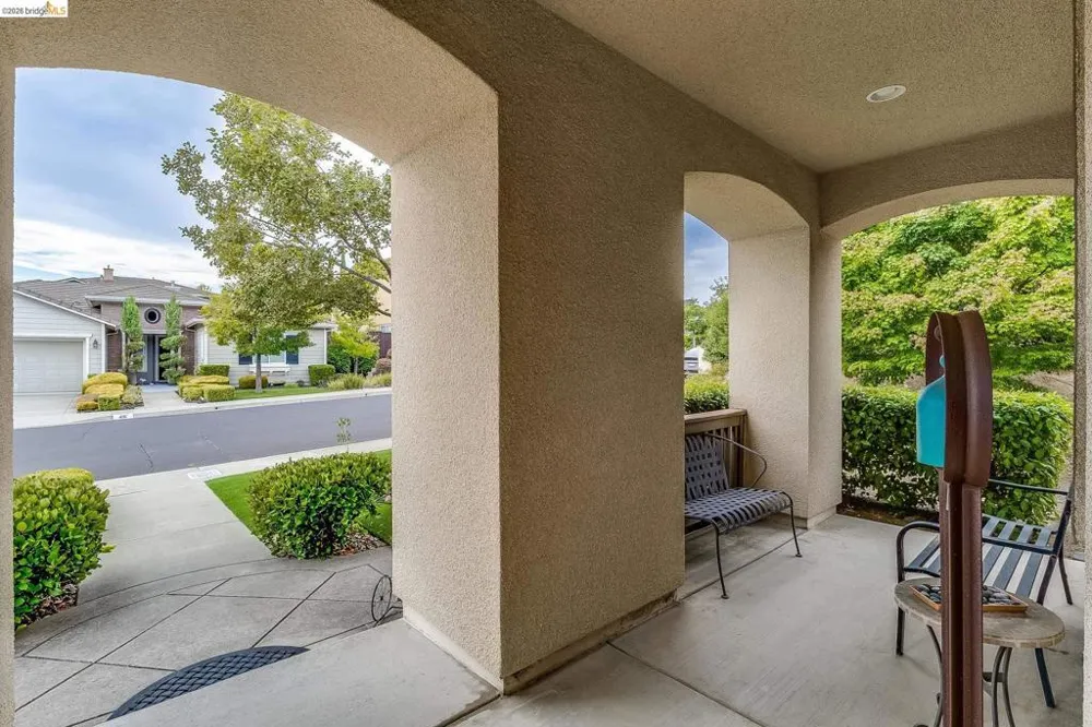 417 McAllister Drive Benicia, CA 94510