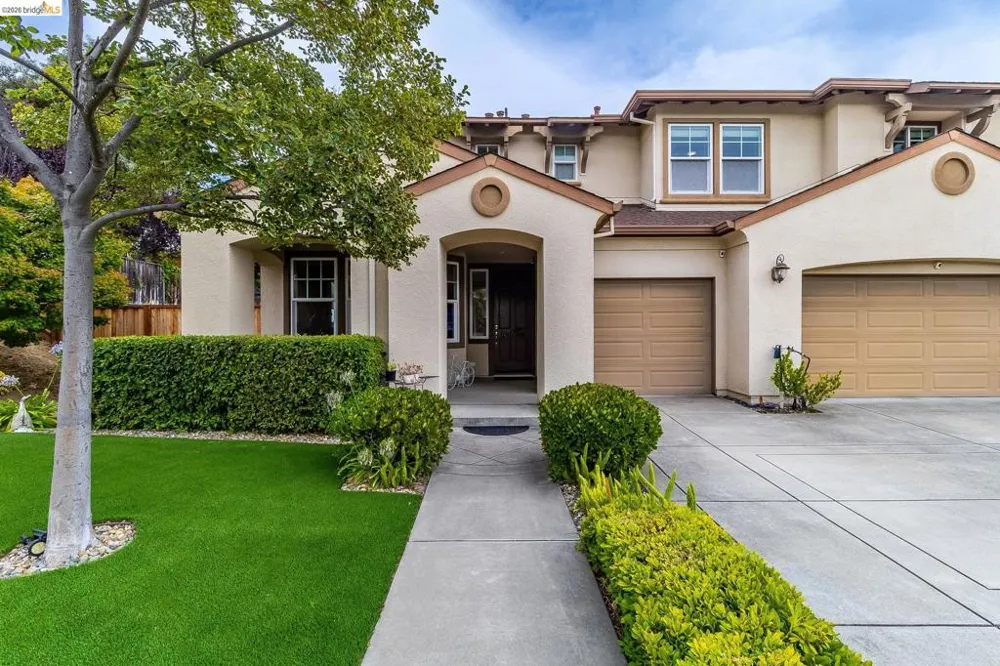 417 McAllister Drive Benicia, CA 94510