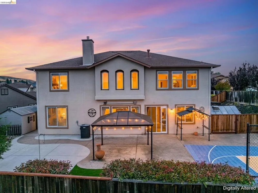 417 McAllister Drive Benicia, CA 94510