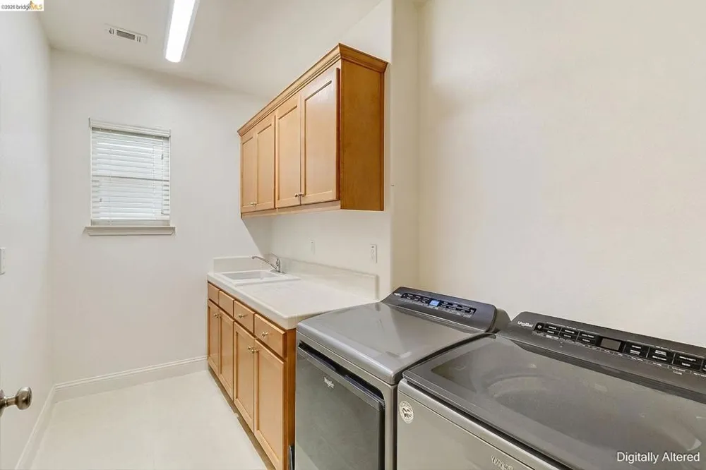 417 McAllister Drive Benicia, CA 94510
